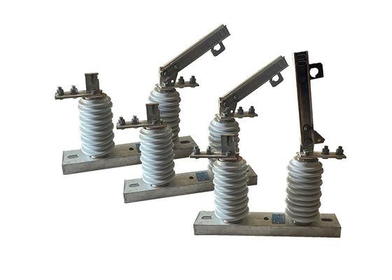 Qualität  Loadbuster HV Isolator Switch Single Phase Vertical Break Switch With Easy Installation With Vacuum Circuit Breaker usine