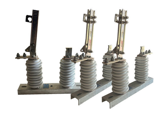 Automatisch betriebener Hochspannungselektrischer Isolator 8 Stufe Erdbebenintensität Zeramikhaken