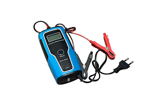 Intelligenter 12V 6A Sprungstarter Portable Ladegerät Kompakt ohne Last Standby Smart Batteriebetreiber Einstellbar für Autos